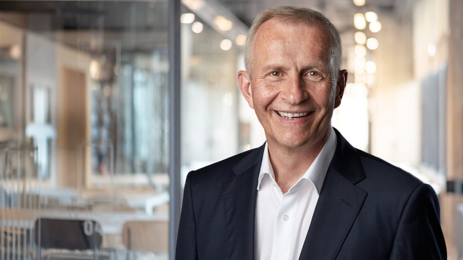 Business Shooting CEO-Portrait – Fotograf Jürgen Reinsch bizheadshots.de